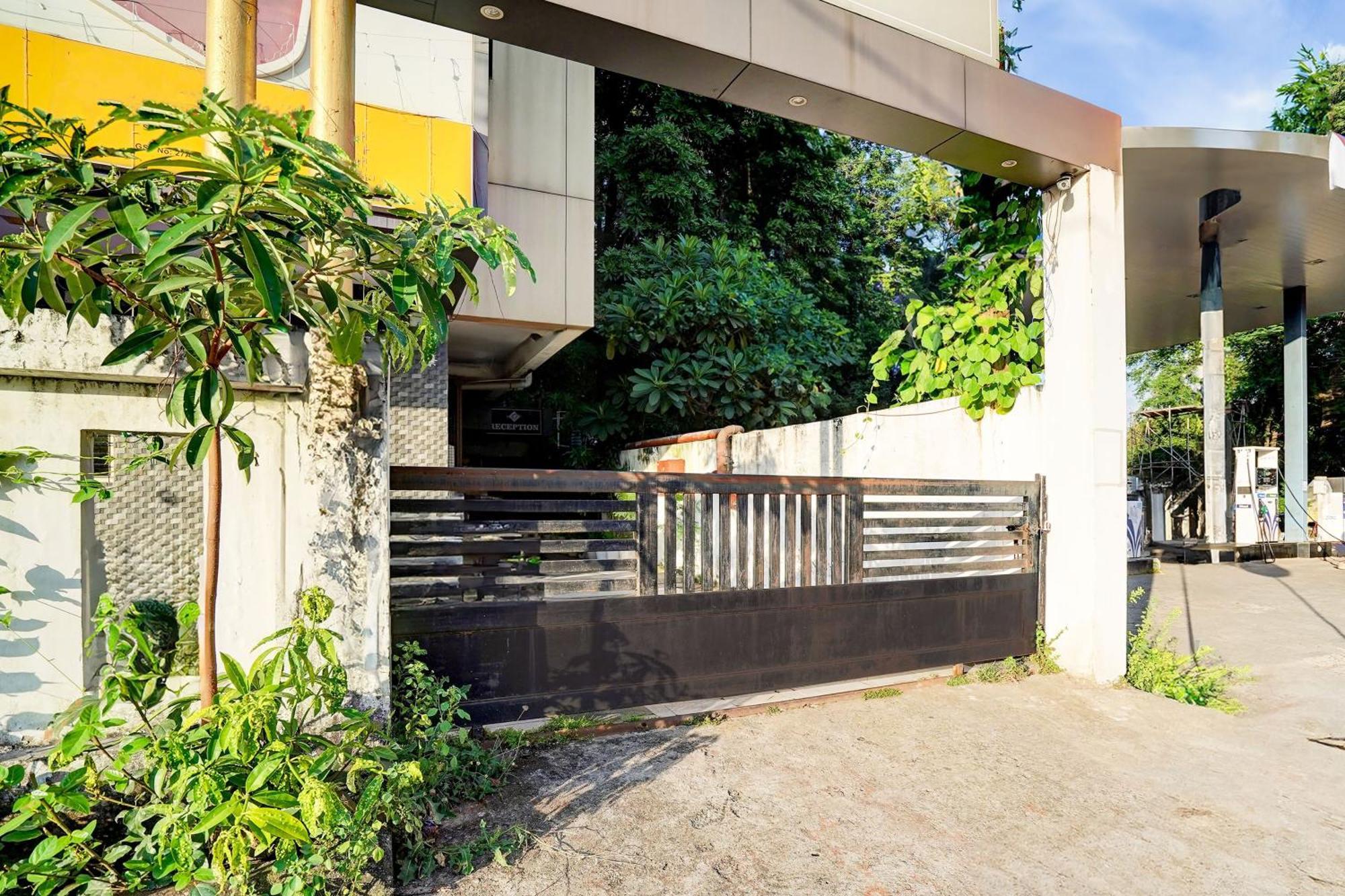 Super Hotel O Katol Road Friends Colony Nagpur Ngoại thất bức ảnh